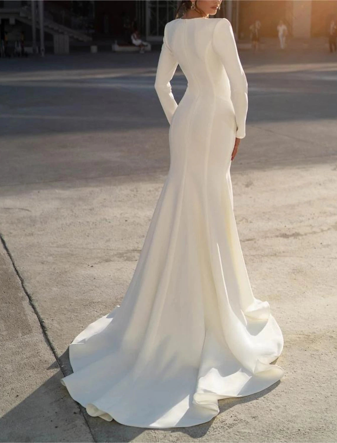 Wholesale Formal Wedding Dresses Mermaid / Trumpet V Neck Long Sleeve Sweep / Brush Train Chiffon Bridal Gowns With Beading Solid Color